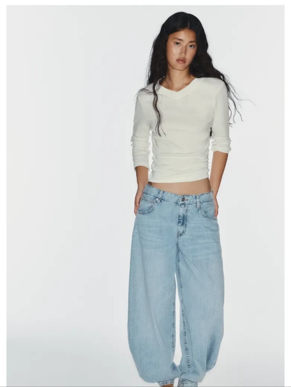 Zara TRF Mid Rise Balloon Jeans SZ 38
